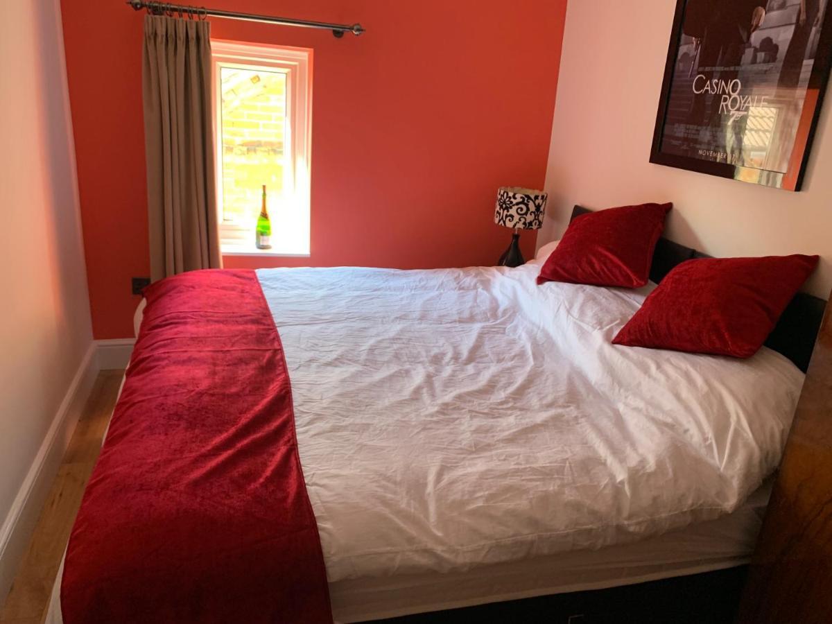 Southsea Royale James Bond 3 Bed Cool Penthouse, Seafront Parking Portsmouth Luaran gambar