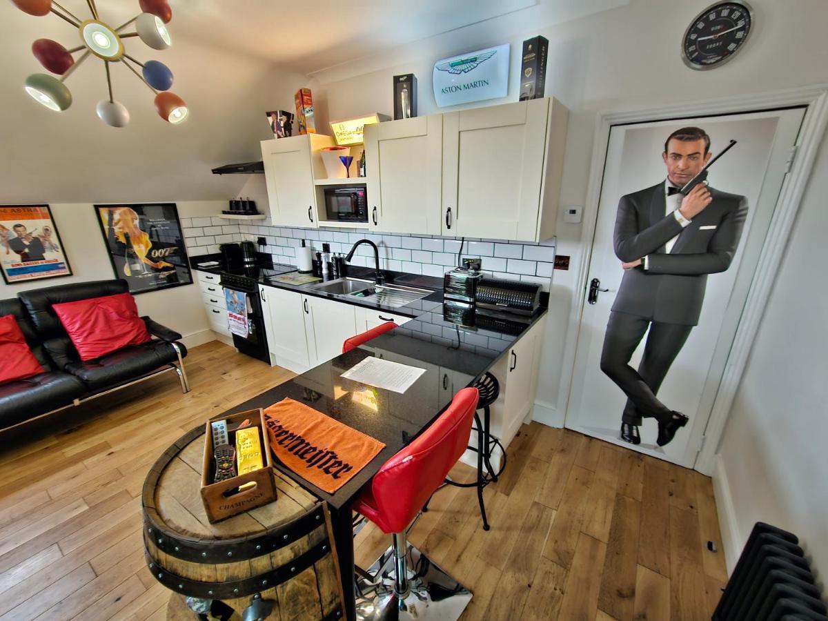 Southsea Royale James Bond 3 Bed Cool Penthouse, Seafront Parking Portsmouth Luaran gambar